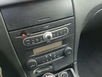 Renault laguna 2007 essence renault laguna 1 6i 16v authentique Renault laguna 2007 essence renault laguna 1 6i 16v authentique