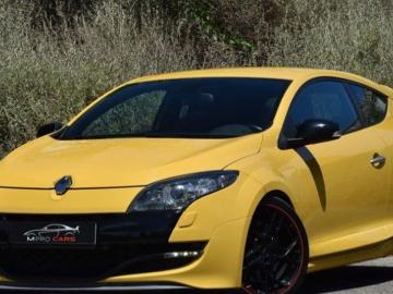 Renault megane 2011 essence renault megane 3rs cup coupe 2 0 250ch phase 1 recaro Renault megane 2011 essence renault megane 3rs cup coupe 2 0 250ch phase 1 recaro