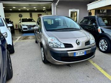 Renault modus 2010 benzina renault modus grand modus 1 2 16v expression modello lungo 80 0...