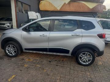 Renault petrol renault triber