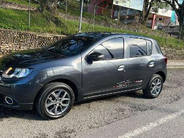 Renault sandero 2019 gasolina vendo sandero expresion Renault sandero 2019 gasolina vendo sandero expresion