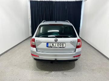 Skoda octavia 2014 bensin skoda octavia kombi 1 4 tsi ambition drivers edition drag lnj098