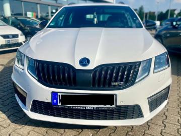skoda octavia 2018 diesel 2018 skoda octavia combi 2 0 tdi dsg rs sehr gepflegt garantie skoda octavia 2018 diesel 2018 skoda octavia combi 2 0 tdi dsg rs sehr gepflegt garantie