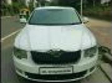 Skoda superb 2013 2013 skoda superb 2 0 tdi pd for sale in new delhi Skoda superb 2013 2013 skoda superb 2 0 tdi pd for sale in new delhi