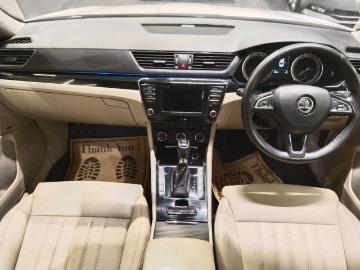 Skoda superb 2016 petrol 2016 skoda superb lk 1 8 tsi at Skoda superb 2016 petrol 2016 skoda superb lk 1 8 tsi at
