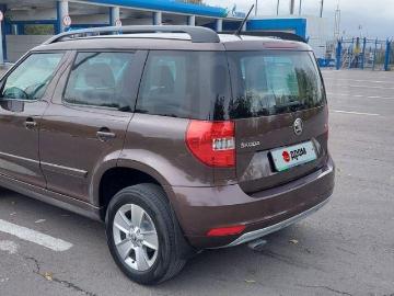 Skoda yeti benzin skoda yeti 126000 km price 1150 Skoda yeti benzin skoda yeti 126000 km price 1150