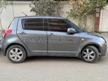 Suzuki swift dlx 2010 petrol suzuki swift dlx 1 3 2010