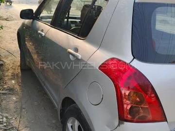 Suzuki swift dlx 2012 suzuki swift dlx 1 3 2012
