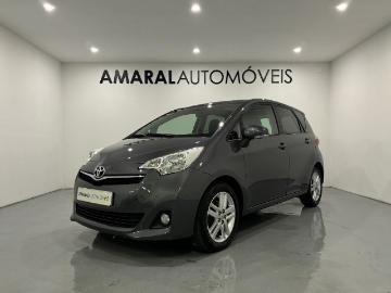Toyota 2011 diesel amaral automoveis