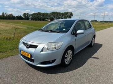 Toyota auris 2008 benzine toyota auris 1 6 16v sol business Toyota auris 2008 benzine toyota auris 1 6 16v sol business