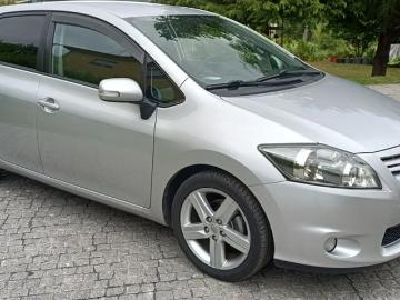 Toyota auris 2011 diesel toyota auris 1 4 d 4d exclusivep sport Toyota auris 2011 diesel toyota auris 1 4 d 4d exclusivep sport