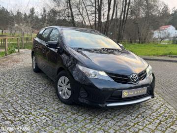 Toyota auris 2014 diesel toyota auris touring sports 1 4 d 4d comfort Toyota auris 2014 diesel toyota auris touring sports 1 4 d 4d comfort