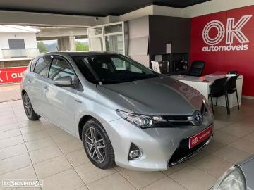 Toyota auris 2015 toyota auris 1 8 hsd comfortj17 Toyota auris 2015 toyota auris 1 8 hsd comfortj17