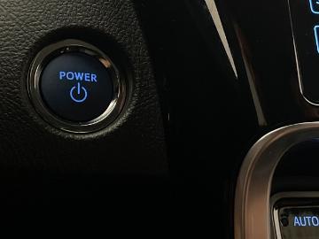 Toyota auris 2017 hybrid el bensin toyota auris hybrid touch go kamera gps varmare en Toyota auris 2017 hybrid el bensin toyota auris hybrid touch go kamera gps varmare en