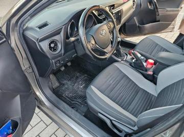 Toyota auris essence a vendre toyota auris 1 33 vvti 50 pack essence navi gps cli Toyota auris essence a vendre toyota auris 1 33 vvti 50 pack essence navi gps cli