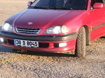 Toyota avensis 1999 toyota avens s