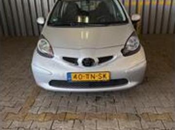 Toyota aygo 2006 benzine toyota aygo 1 0 12v comfort Toyota aygo 2006 benzine toyota aygo 1 0 12v comfort