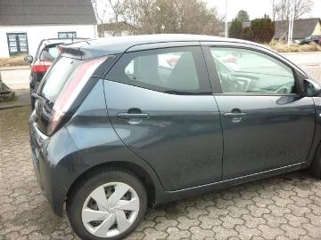 Toyota aygo 2015 benzin toyota aygo 1 0 vvt i x change 69hk 5d Toyota aygo 2015 benzin toyota aygo 1 0 vvt i x change 69hk 5d