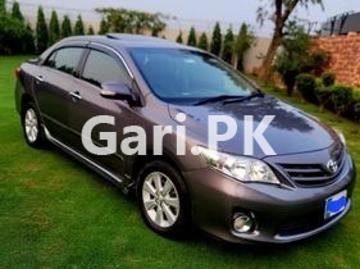 Toyota corolla 2013 toyota corolla altis sr cruisetronic 1 6 2013 for sale in lahore Toyota corolla 2013 toyota corolla altis sr cruisetronic 1 6 2013 for sale in lahore