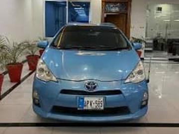 Toyota corolla axio 2015 hybrid toyota corolla axio hybrid 2015
