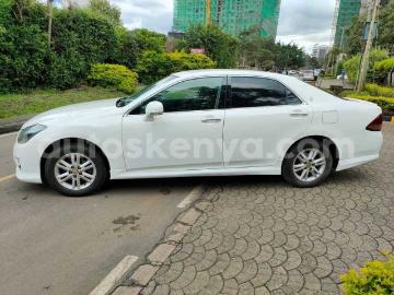 Toyota crown 2019 petrol toyota crown Toyota crown 2019 petrol toyota crown