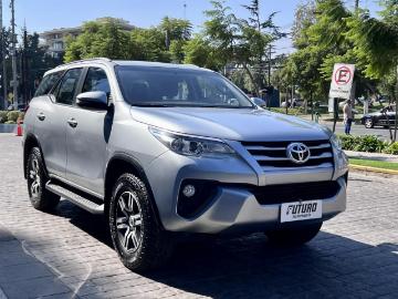 Toyota fortuner 2020 diesel toyota fortuner sr5 4x4 mt tdi 2 8l 2020 unico dueño