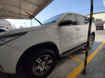 Toyota fortuner white toyota fortuner 2017 for sale in automatic Toyota fortuner white toyota fortuner 2017 for sale in automatic