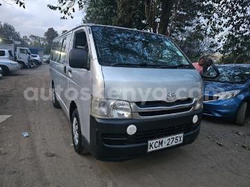 Toyota hiace 2011 petrol toyota hiace Toyota hiace 2011 petrol toyota hiace