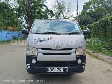 Toyota hiace 2019 petrol toyota hiace Toyota hiace 2019 petrol toyota hiace