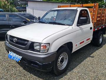 Toyota hilux 2005 gasolina hilux modelo 2005 gasolina 4x2 estacas perfecta Toyota hilux 2005 gasolina hilux modelo 2005 gasolina 4x2 estacas perfecta