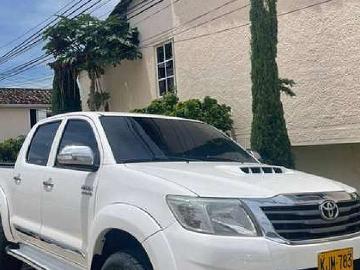 Toyota hilux 2013 diesel toyota hilux vigo full equipo