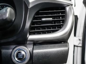 Toyota hilux 2017 diesel used 2017 white toyota hilux sr5 utility dual cab for sale drive Toyota hilux 2017 diesel used 2017 white toyota hilux sr5 utility dual cab for sale drive