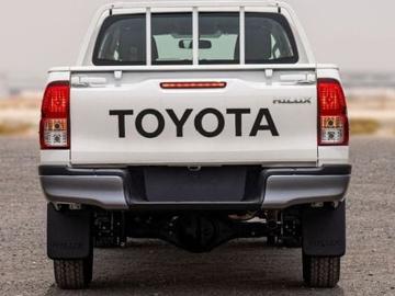Toyota hilux 2025 diesel toyota hilux 2 4l diesel basic option my25