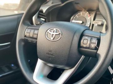 Toyota hilux 2025 diesel toyota hilux sr5 2 4 l 4wd with power window brand new Toyota hilux 2025 diesel toyota hilux sr5 2 4 l 4wd with power window brand new
