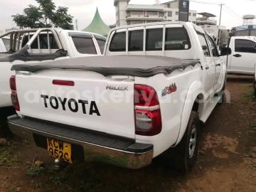Toyota hilux petrol toyota hilux