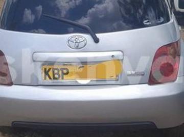 Toyota ist 2016 petrol toyota ist