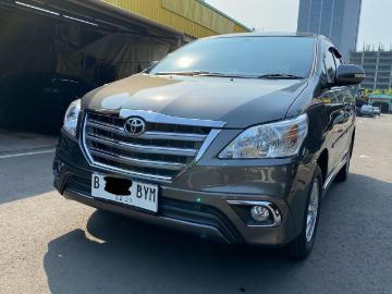 Toyota kijang innova 2014 murah innova v bensin mt 2014 grey Toyota kijang innova 2014 murah innova v bensin mt 2014 grey