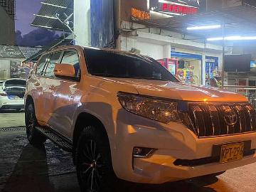 Toyota land cruiser 2021 gasolina land cruiser prado txl 20 000 km Toyota land cruiser 2021 gasolina land cruiser prado txl 20 000 km