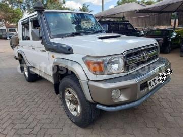 Toyota land cruiser 2022 petrol toyota land cruiser Toyota land cruiser 2022 petrol toyota land cruiser