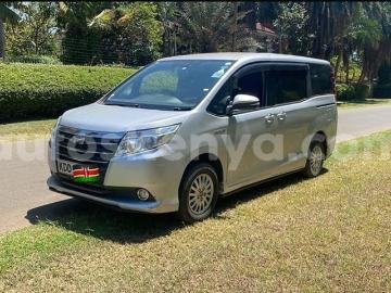 Toyota noah 2014 petrol toyota noah