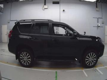 Toyota prado 2020 petrol toyota prado tx l package 2 7 2020 Toyota prado 2020 petrol toyota prado tx l package 2 7 2020