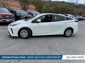 Toyota prius 2020 2020 toyota prius l super white in park city kansas
