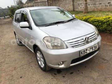 Toyota raum 2007 petrol toyota raum