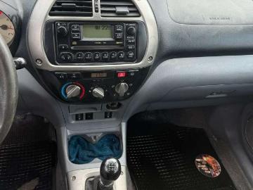 Toyota rav4 2002 essence voiture doccasion toyota moniteur automobile Toyota rav4 2002 essence voiture doccasion toyota moniteur automobile