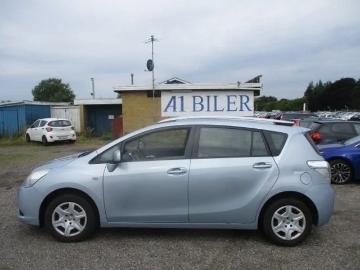 Toyota verso 2011 benzin toyota verso 1 6 t1 7prs Toyota verso 2011 benzin toyota verso 1 6 t1 7prs