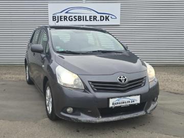 Toyota verso 2011 diesel toyota verso d 4d t1 7prs Toyota verso 2011 diesel toyota verso d 4d t1 7prs