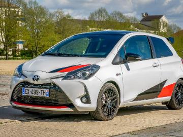 Toyota yaris 2018 gasoline 2018 toyota yaris