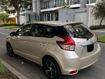 Toyota yaris gasolina toyota yaris hatchback 1 3l gli usado 2016 color beige metalico prec... Toyota yaris gasolina toyota yaris hatchback 1 3l gli usado 2016 color beige metalico prec...