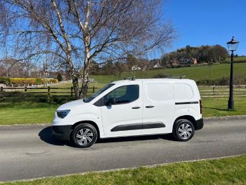 Vauxhall combo 2020 diesel vauxhall combo 2000 1 5 turbo d 75ps h1 edition van Vauxhall combo 2020 diesel vauxhall combo 2000 1 5 turbo d 75ps h1 edition van