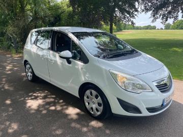 Vauxhall meriva 2011 diesel vauxhall meriva 1 7 cdti 16v exclusiv 5dr auto Vauxhall meriva 2011 diesel vauxhall meriva 1 7 cdti 16v exclusiv 5dr auto